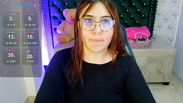 Snapshot of conniejames_m chatting on 05/28/26, 10:56 conniejames m online show from 05/28/26, 10:56
