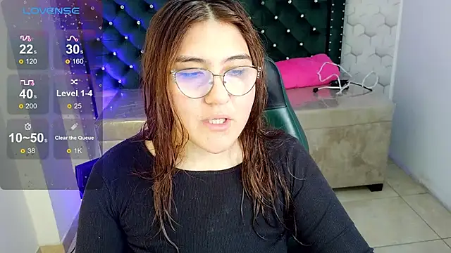 Snapshot of conniejames_m chatting on 06/03/26, 10:51 conniejames m online show from 06/03/26, 10:51