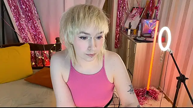 EmmyAmbros online show from 02/07/26, 09:07