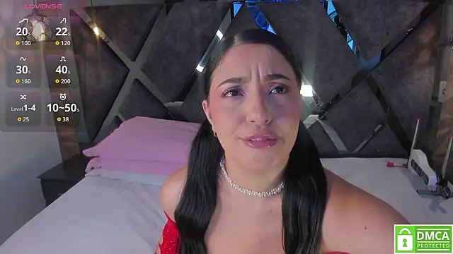 Venus velez  online show from 02/06/26, 01:03