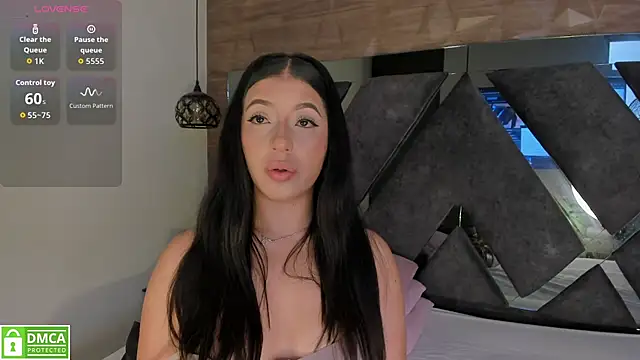 Snapshot of Venus_velez_ chatting on 07/13/26, 12:30 Venus velez online show from 07/13/26, 12:30