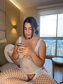 SaharaRush  online show from 12/15/25, 08:57