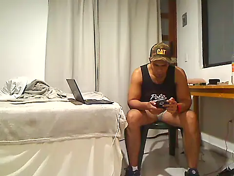 Snapshot of lozter345 chatting on 09/12/25, 06:24 lozter345 online show from 09/12/25, 06:24