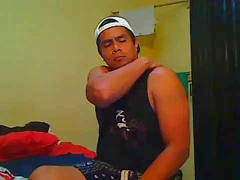 Snapshot of lozter345 chatting on 10/02/25, 01:34 lozter345 online show from 10/02/25, 01:34