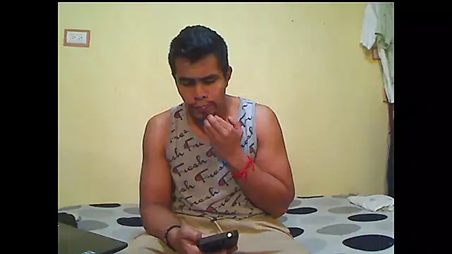 Snapshot of lozter345 chatting on 11/13/25, 06:07 lozter345 online show from 11/13/25, 06:07