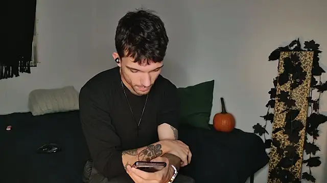 JackDesFeux online show from 10/14/25, 07:42