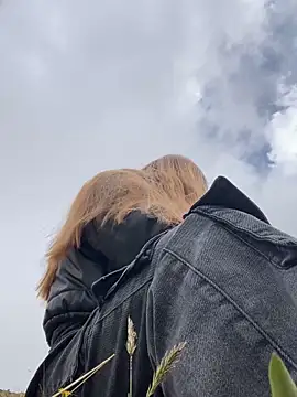 melody-dy online show from 09/17/25, 09:27