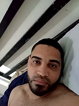 luismanuel 1998 online show from 12/04/25, 11:41