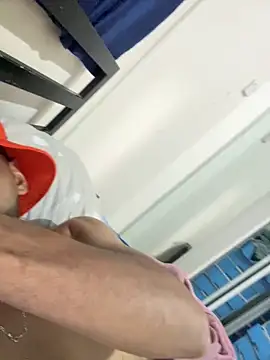 luismanuel 1998 online show from 03/06/26, 11:23