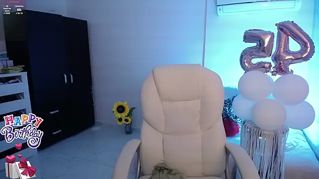 Snapshot of ana_milf chatting on 01/12/25, 10:45 ana milf online show from 01/12/25, 10:45