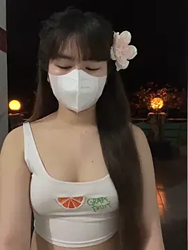 BabyThree  online show from 01/12/25, 01:37