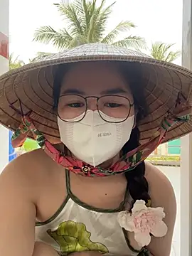 BabyThree  online show from 01/26/25, 10:23