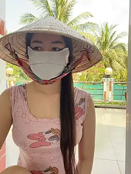 BabyThree  online show from 02/14/25, 08:10