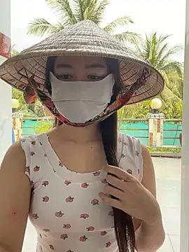 BabyThree  online show from 02/15/25, 08:22