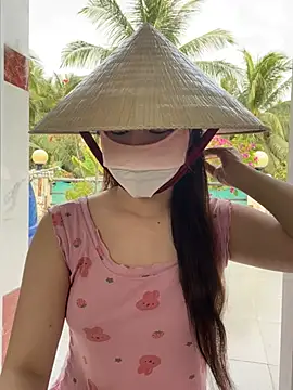 BabyThree  online show from 03/17/25, 08:51