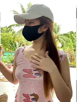 BabyThree  online show from 09/16/25, 08:48