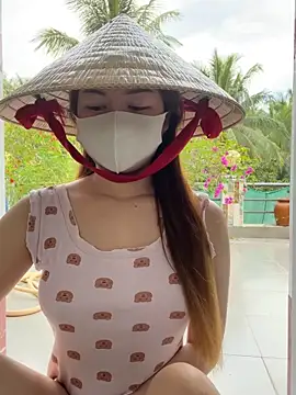 BabyThree  online show from 10/26/25, 07:58