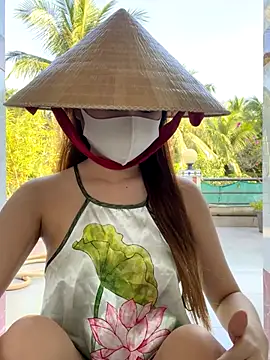 BabyThree  online show from 11/29/25, 08:28