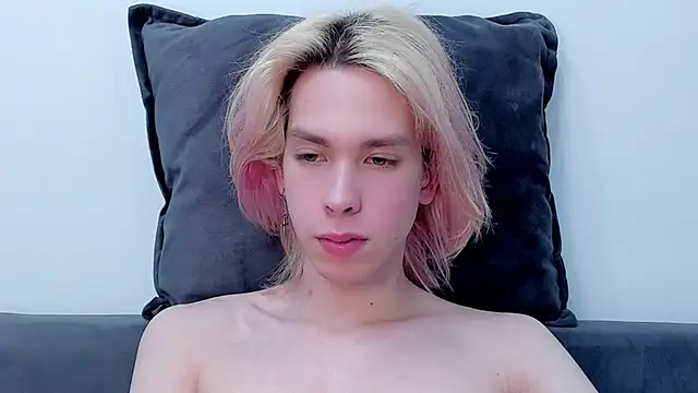 Snapshot of matt_spark chatting on 12/09/24, 01:29 matt spark online show from 12/09/24, 01:29