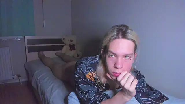 Snapshot of matt_spark chatting on 01/29/25, 06:18 matt spark online show from 01/29/25, 06:18