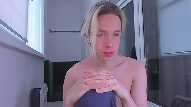 Snapshot of matt_spark chatting on 03/05/25, 03:29 matt spark online show from 03/05/25, 03:29