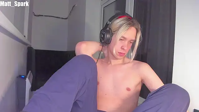 Snapshot of matt_spark chatting on 03/15/25, 07:59 matt spark online show from 03/15/25, 07:59