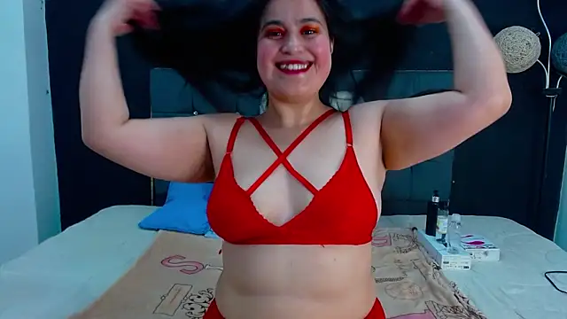 mia xx1 online show from 09/28/25, 03:45