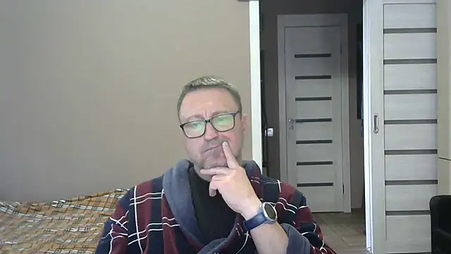 Snapshot of HarrySnake chatting on 03/21/25, 07:11 HarrySnake online show from 03/21/25, 07:11