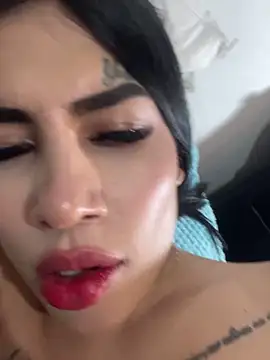 Snapshot of saragill323 chatting on 12/19/24, 12:56 saragill323 online show from 12/19/24, 12:56