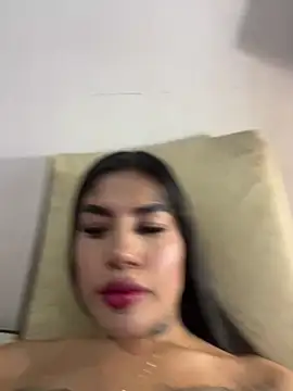 Snapshot of saragill323 chatting on 02/22/25, 07:14 saragill323 online show from 02/22/25, 07:14