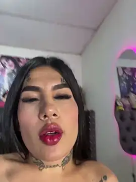 Snapshot of saragill323 chatting on 03/04/25, 06:07 saragill323 online show from 03/04/25, 06:07