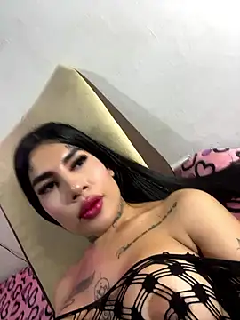 Snapshot of saragill323 chatting on 03/04/25, 11:43 saragill323 online show from 03/04/25, 11:43