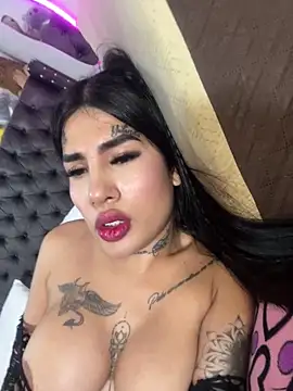 Snapshot of saragill323 chatting on 03/05/25, 02:46 saragill323 online show from 03/05/25, 02:46