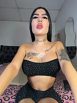 saragill323 online show from 03/18/26, 10:57