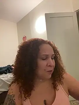 ladycreamypr2 online show from 02/19/26, 03:24