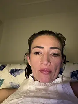 Snapshot of Yulia_sx chatting on 02/05/25, 02:19 Yulia sx online show from 02/05/25, 02:19