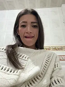 Snapshot of Yulia_sx chatting on 03/06/25, 11:53 Yulia sx online show from 03/06/25, 11:53