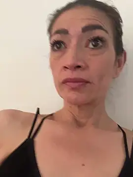 Snapshot of Yulia_sx chatting on 03/11/25, 03:56 Yulia sx online show from 03/11/25, 03:56