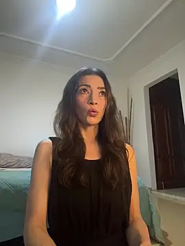 Snapshot of Yulia_sx chatting on 03/12/25, 11:12 Yulia sx online show from 03/12/25, 11:12