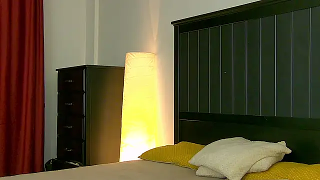 Yanira Muslim online show from 02/11/26, 05:01