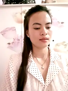 NgocQuyen2K online show from 03/23/25, 08:04