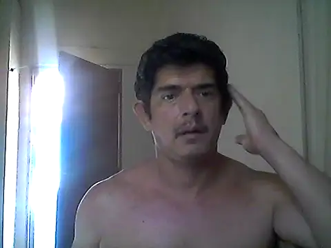 Snapshot of Marobronco chatting on 05/08/26, 02:11 Marobronco online show from 05/08/26, 02:11