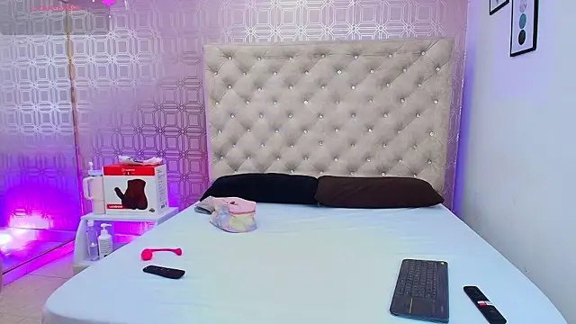 Sara Desire online show from 03/15/25, 12:34