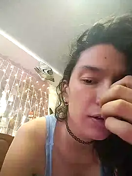 Snapshot of rebekka_simpson chatting on 12/16/24, 10:13 rebekka simpson online show from 12/16/24, 10:13