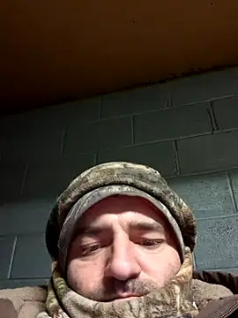 Snapshot of scottyir1585 chatting on 01/19/26, 06:28 scottyir1585 online show from 01/19/26, 06:28