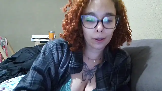 Snapshot of lizza_monroe chatting on 09/11/25, 04:56 lizza monroe online show from 09/11/25, 04:56