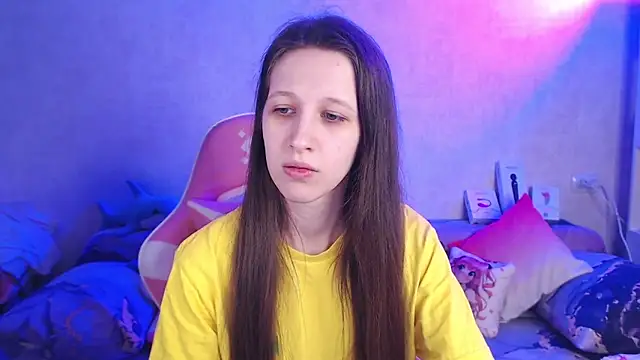 ur kitty   online show from 02/03/26, 07:08