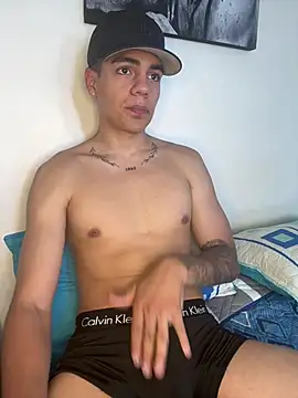 santiago sosa24 online show from 06/19/26, 03:38