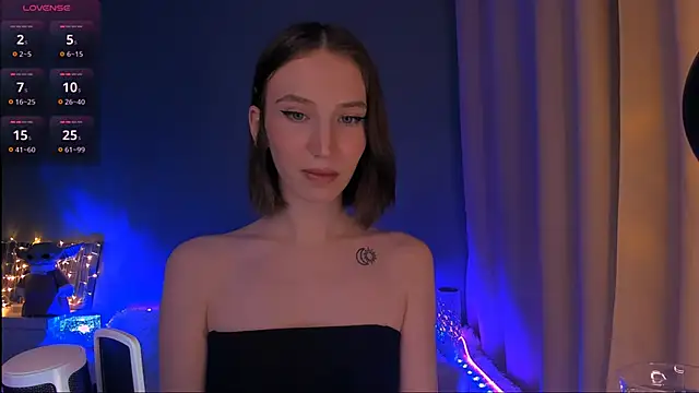 Snapshot of ellaamber chatting on 01/24/25, 09:37 ellaamber online show from 01/24/25, 09:37