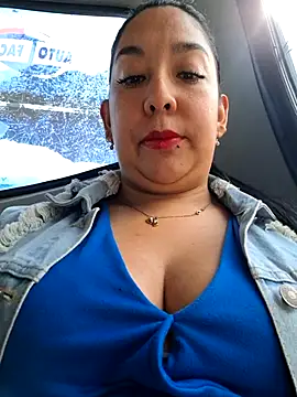 Bella keny online show from 10/15/25, 07:03